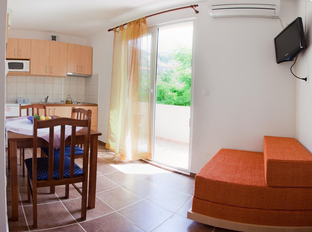 Apartment Sangaleti Lastovo Eksteriør bilde
